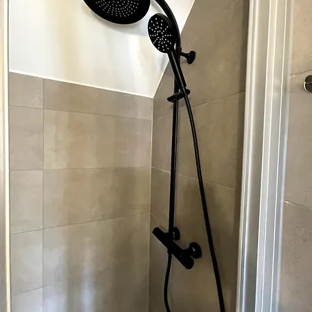 Apartmán Helles Und Gemuetliches Tannennadel *